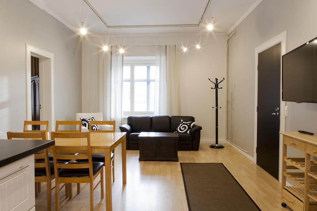 Hotelli Ville Apartment Tampere Phòng bức ảnh